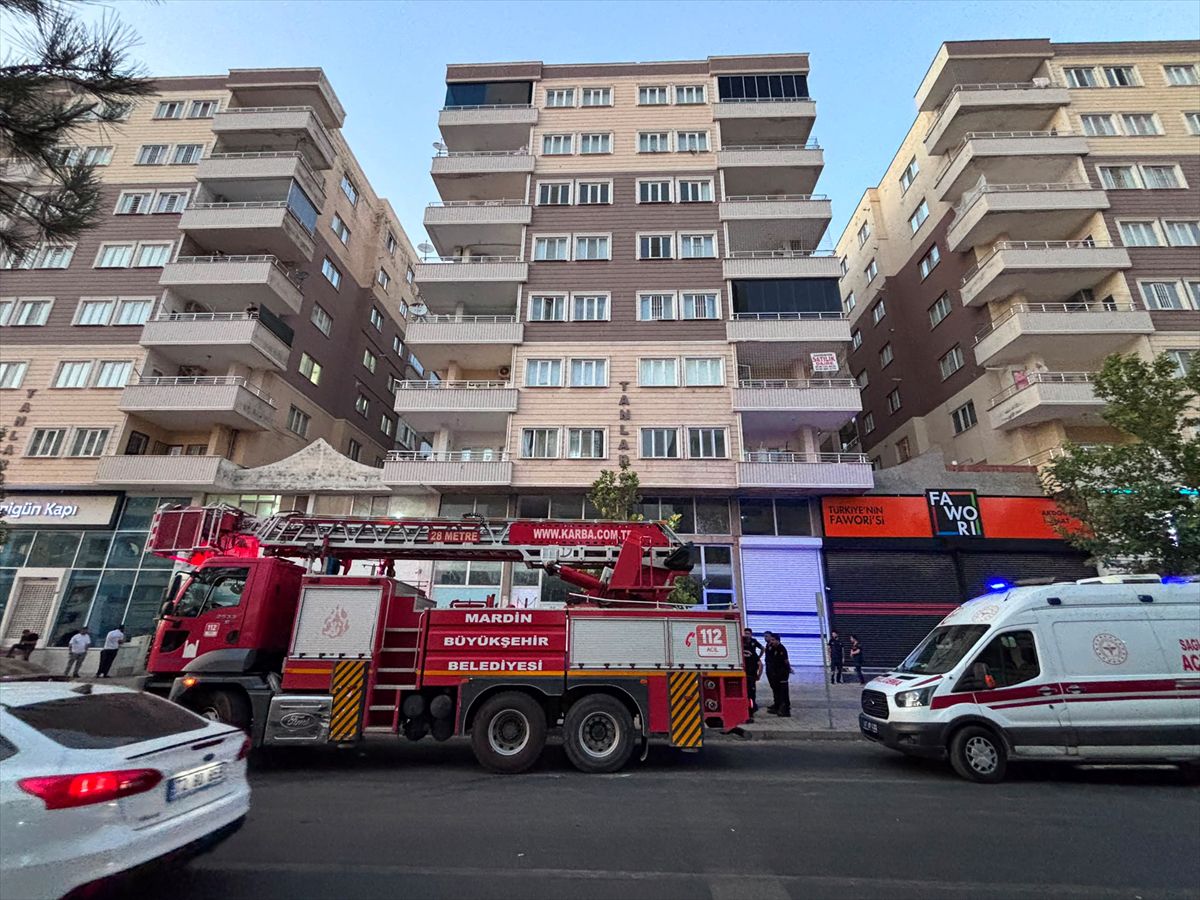 Midyat’ta balkondan düşen kadın hayatını kaybetti