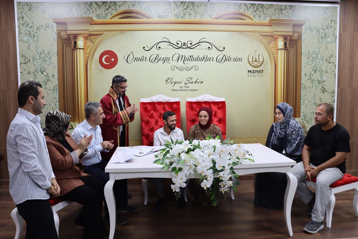 İşitme Engelli Çifte İşaret Diliyle Nikah
