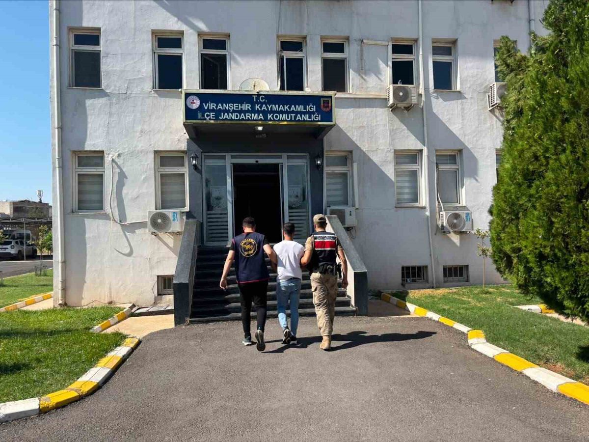 Viranşehir'de 7 Kesinleşmiş Hapis Cezası Bulunan Hükümlü Yakalandı