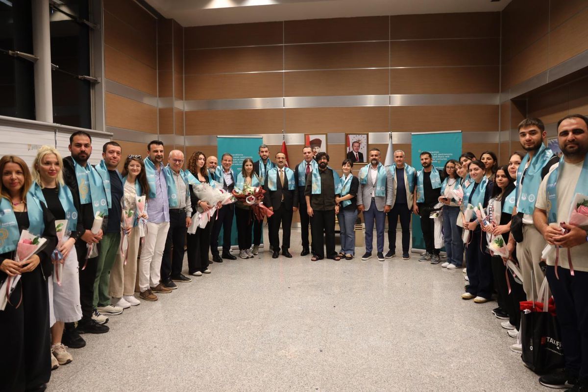 Şanlıurfa’nın dünya gururu Vox Humanis yurda döndü