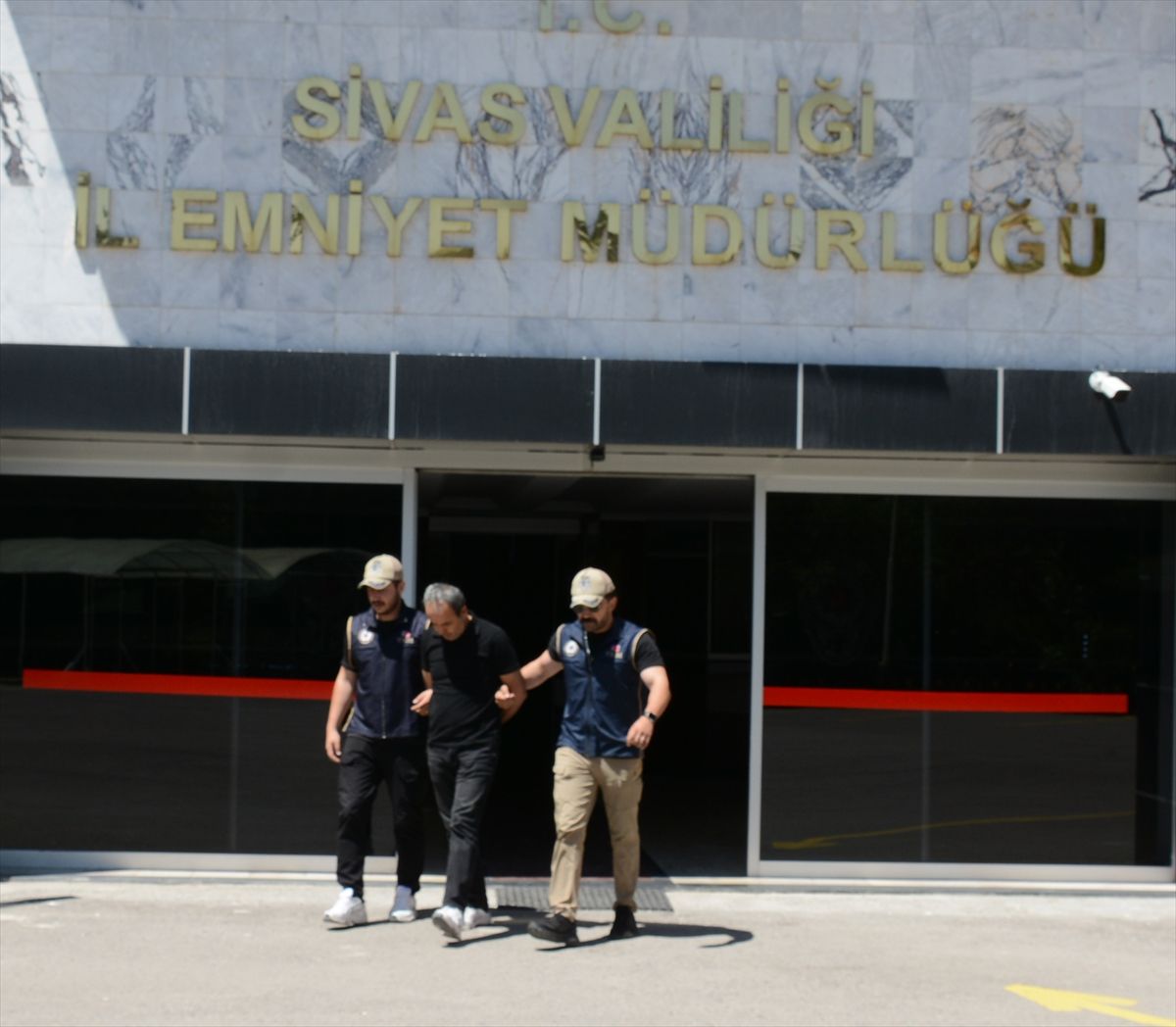 Sivas'ta FETÖ Firarisi Yakalandı