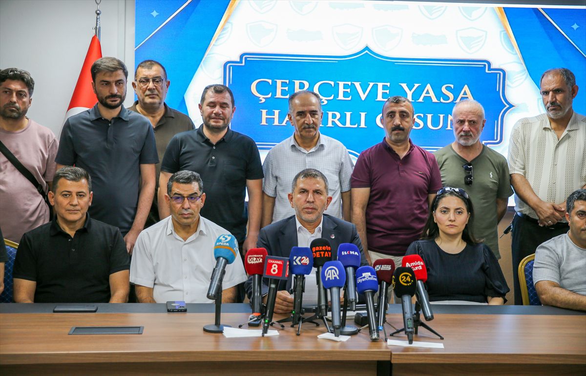 Memur-Sen'den yeni yasaya tam destek
