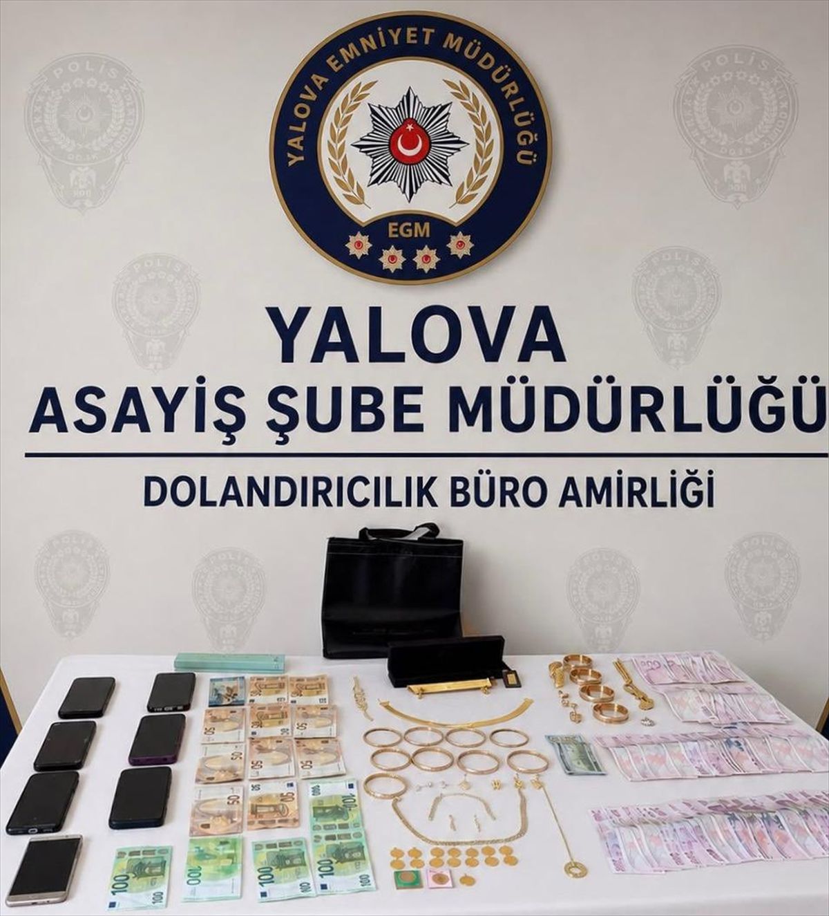 Yalova’da sahte polis ve savcı dolandırıcılığı: 4 gözaltı, 1 tutuklama