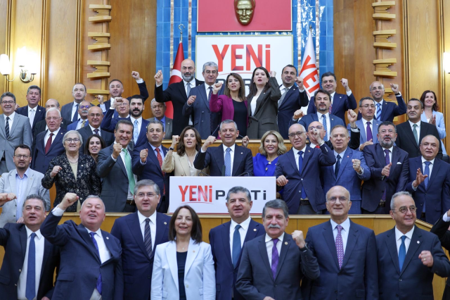 yeni partili vekillerden ozgur 83362574 8078 1 m