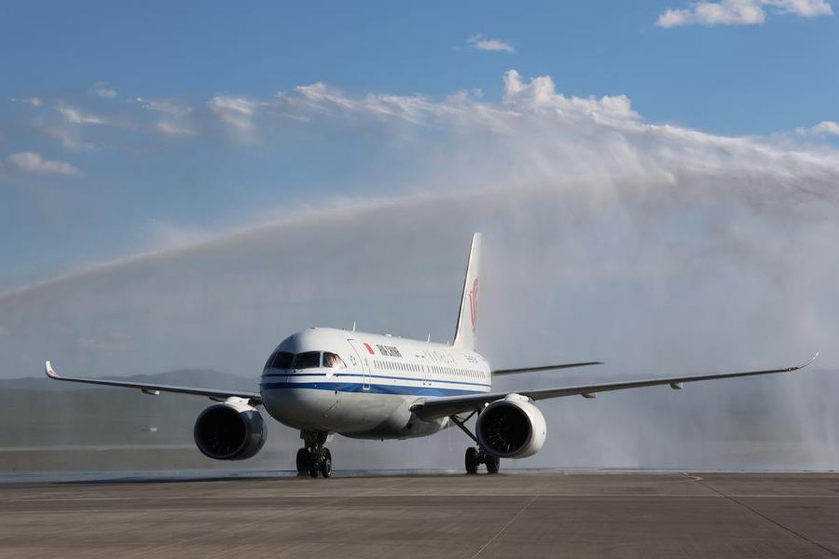 Çin'in Yerli Üretim C919 Uçağı İlk Uluslararası Rotasında: Beijing-Ulan Batur Seferleri Başladı