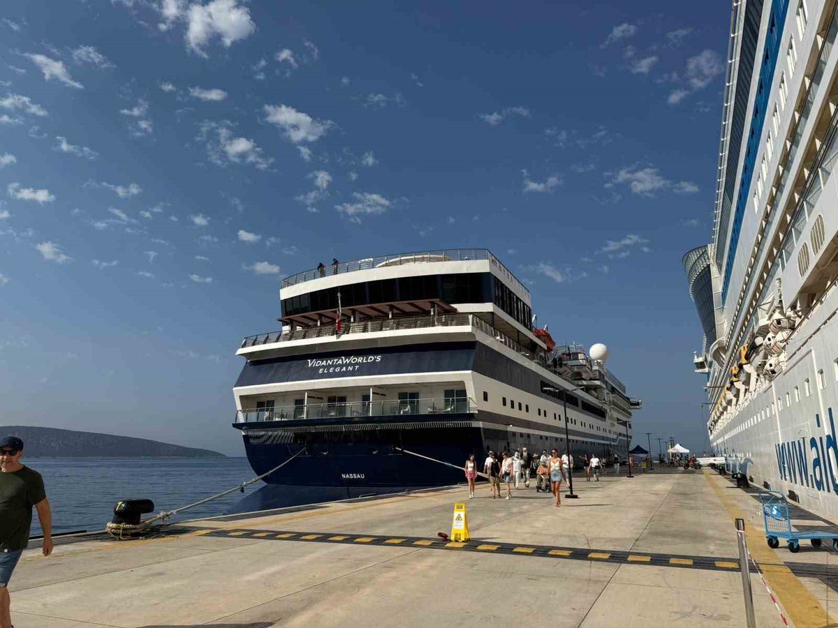 Bodrum’a İki Kruvaziyer Birden Geldi