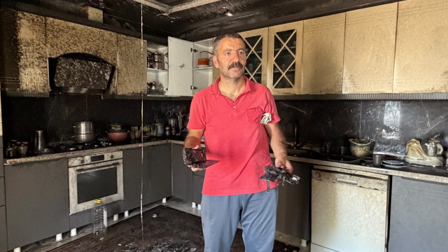 cep telefonlari bir aileyi yok 20139330 2906 1 m