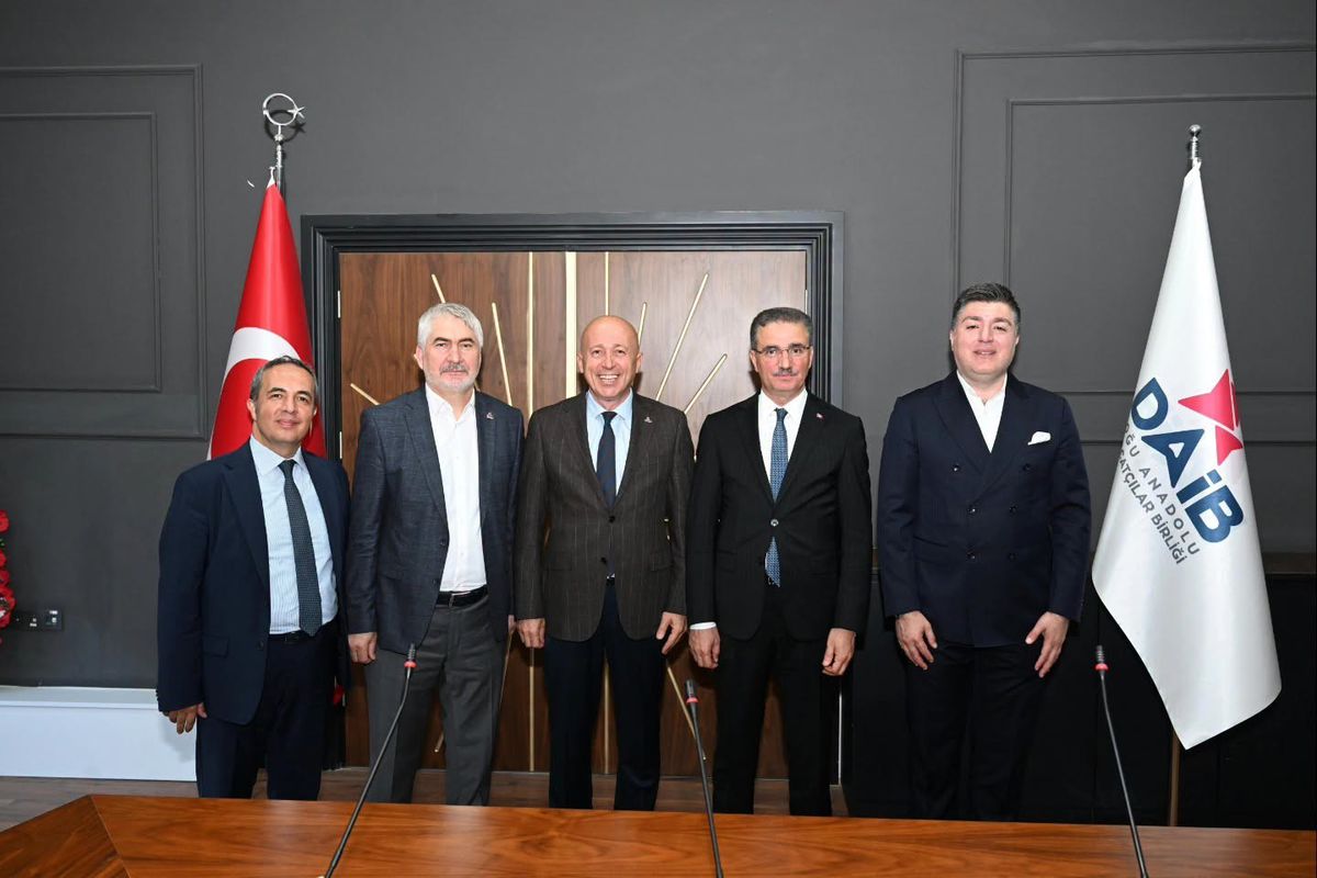 Vali Baruş’tan DAİB Başkanı Madırlı’ya ziyaret