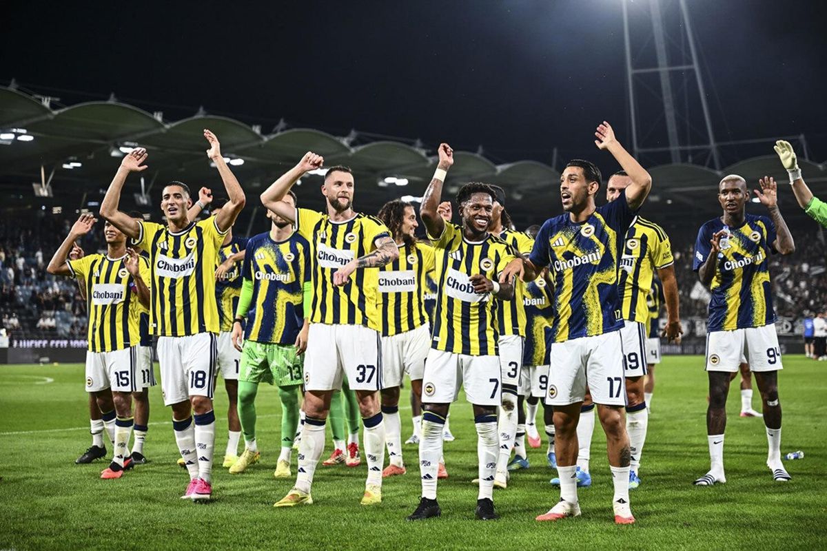 Fenerbahçe’de ayrılık! Maç bitince taraftarlara veda etti