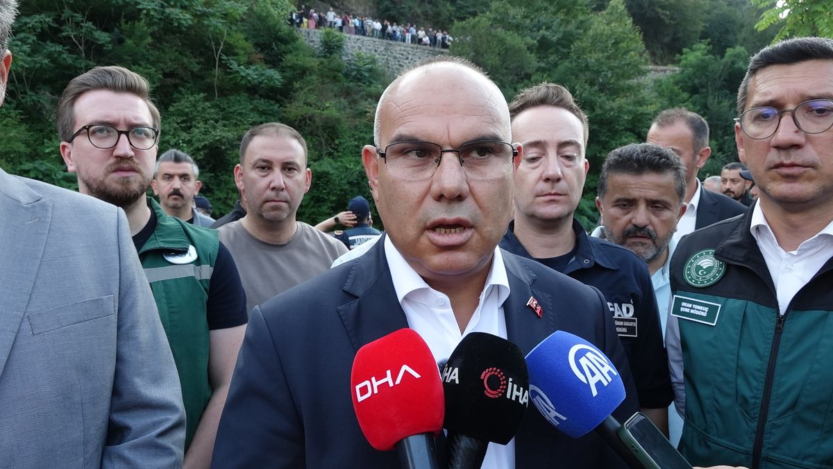 Giresun'da Sel Felaketi: Anne ve Kızı Kayboldu, 1 Kişi Hayatını Kaybetti