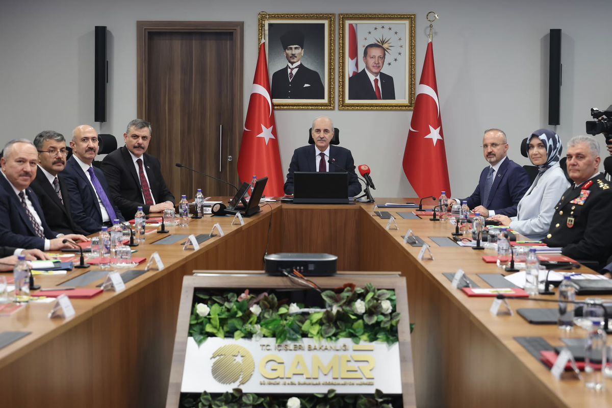 TBMM Başkanı Kurtulmuş ve 81 Valiyle Güvenlik Zirvesi: Terörsüz Türkiye Vurgusu
