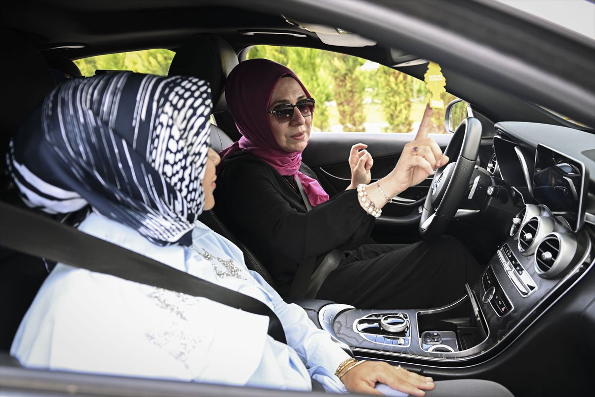 Kadınlara Özel ‘Pembe Direksiyon’ Eğitimi