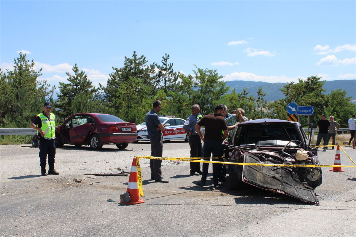 Kastamonu'da trafik kazası: 1 ölü, 3 yaralı