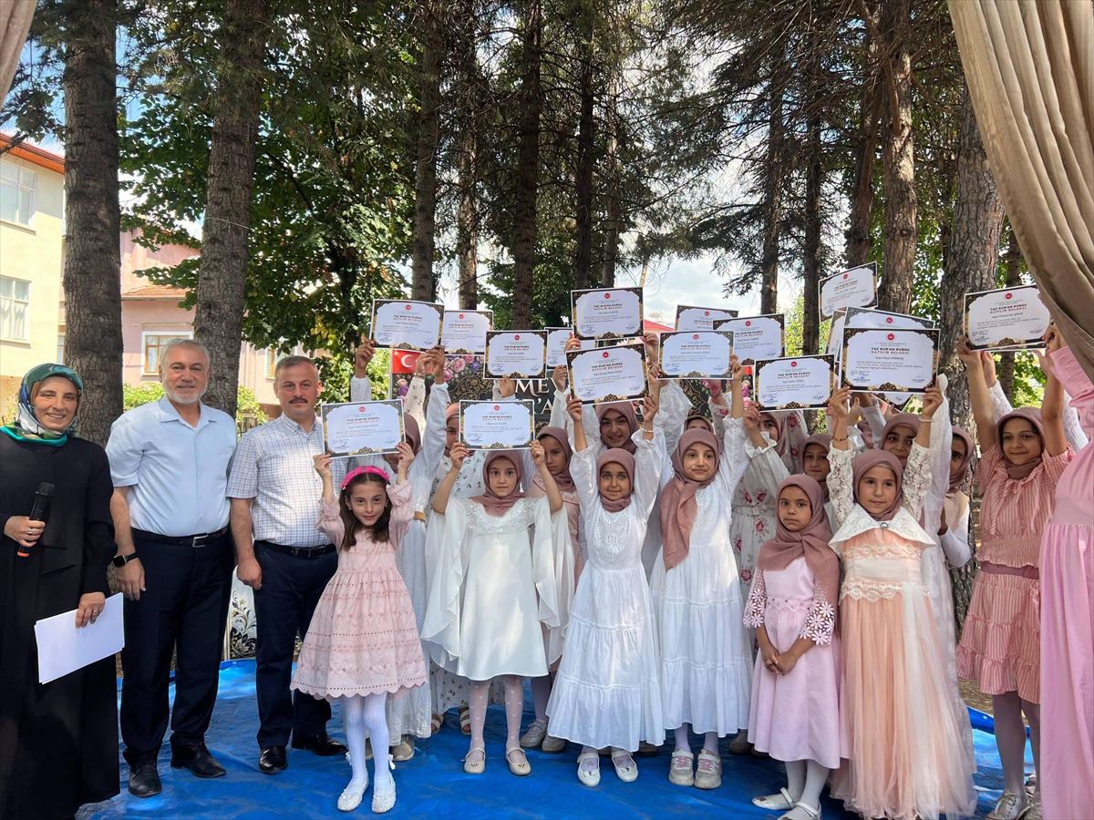 Niksar'da Yaz Kur'an Kursları Kapanış Programı Yapıldı