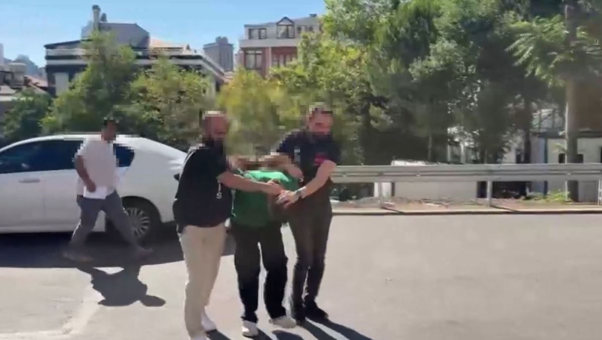 İstanbul'da Kardeşini Vuran Katil Zanlısı, Mezar Ziyaretinde Yakalandı