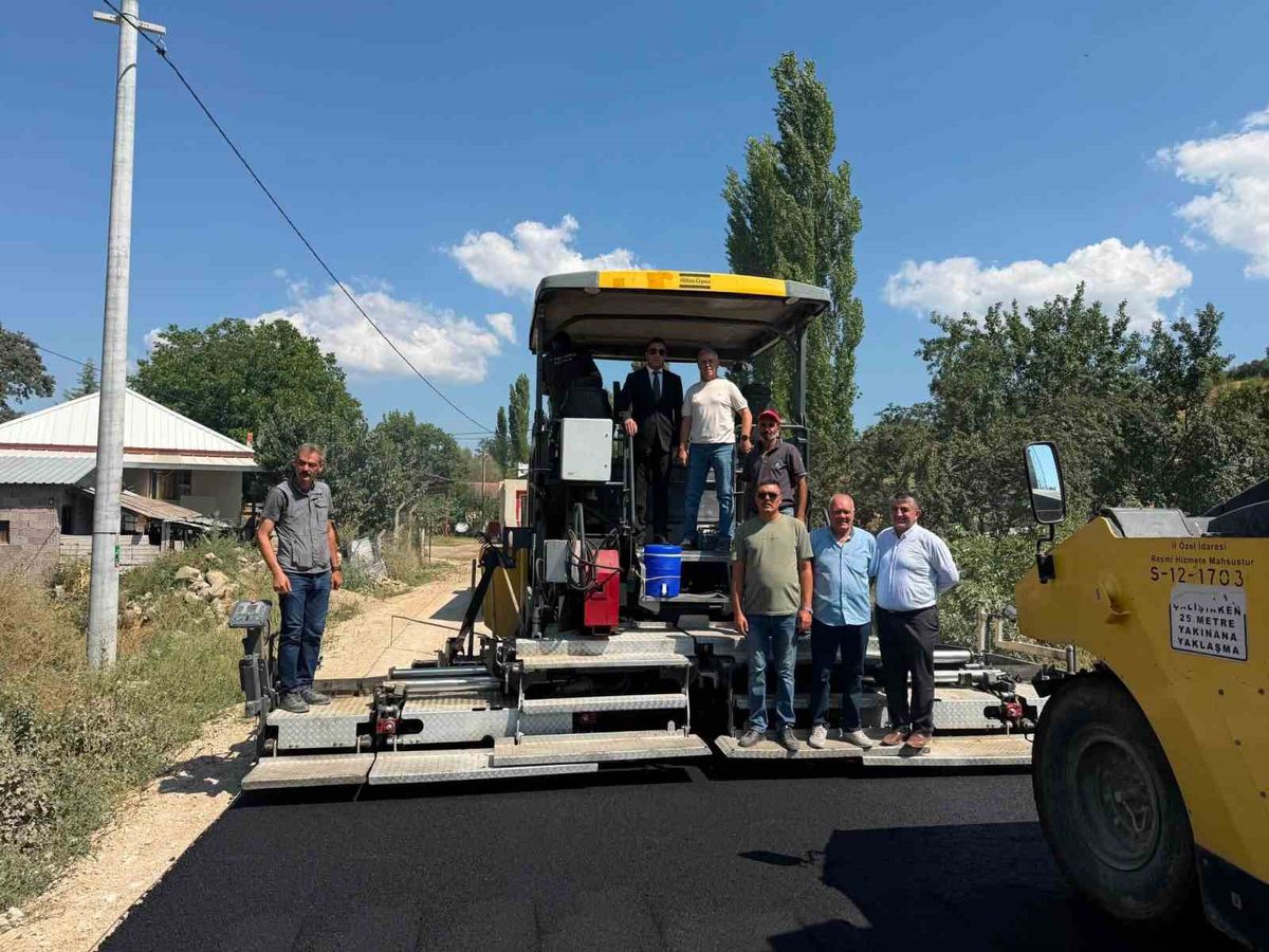 Uğurlugüme Köyü Yolunda Sıcak Asfalt Çalışması Tamamlandı