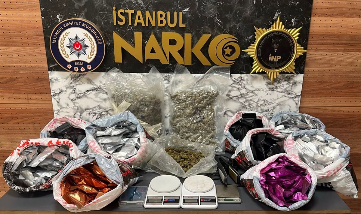 Sultangazi'de 10 kg Uyuşturucu Operasyonu: 1 Gözaltı