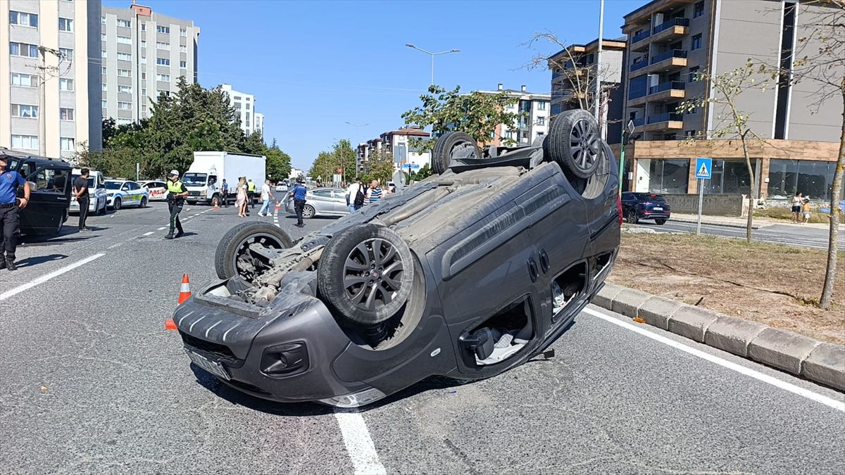 Çerkezköy'de üç araçlı kaza: 3 yaralı