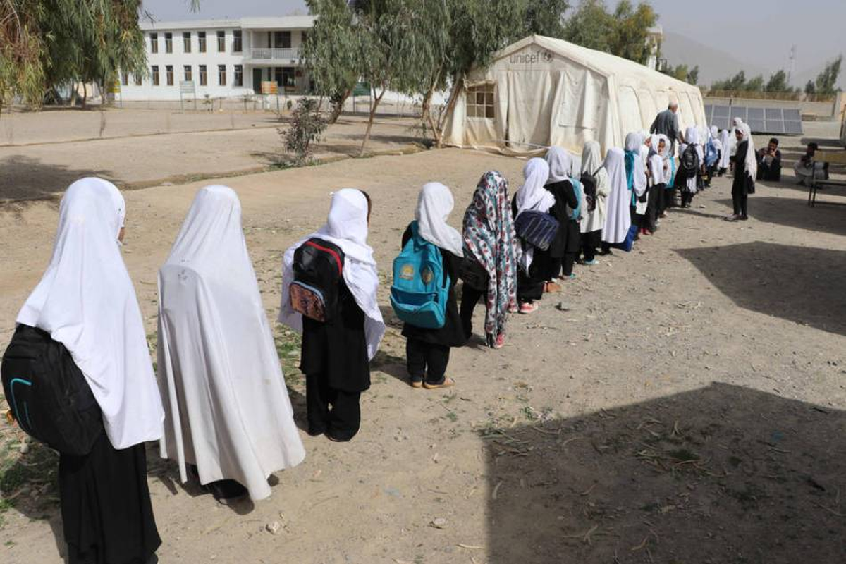 UNESCO: Taliban’dan bu yana 2,4 milyon kız çocuğu ortaöğretimden mahrum kaldı