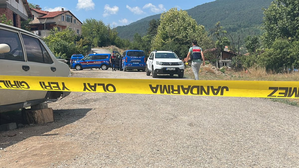 Arazi Anlaşmazlığı Kanlı Bitti: Baba ve Oğul Hayatını Kaybetti