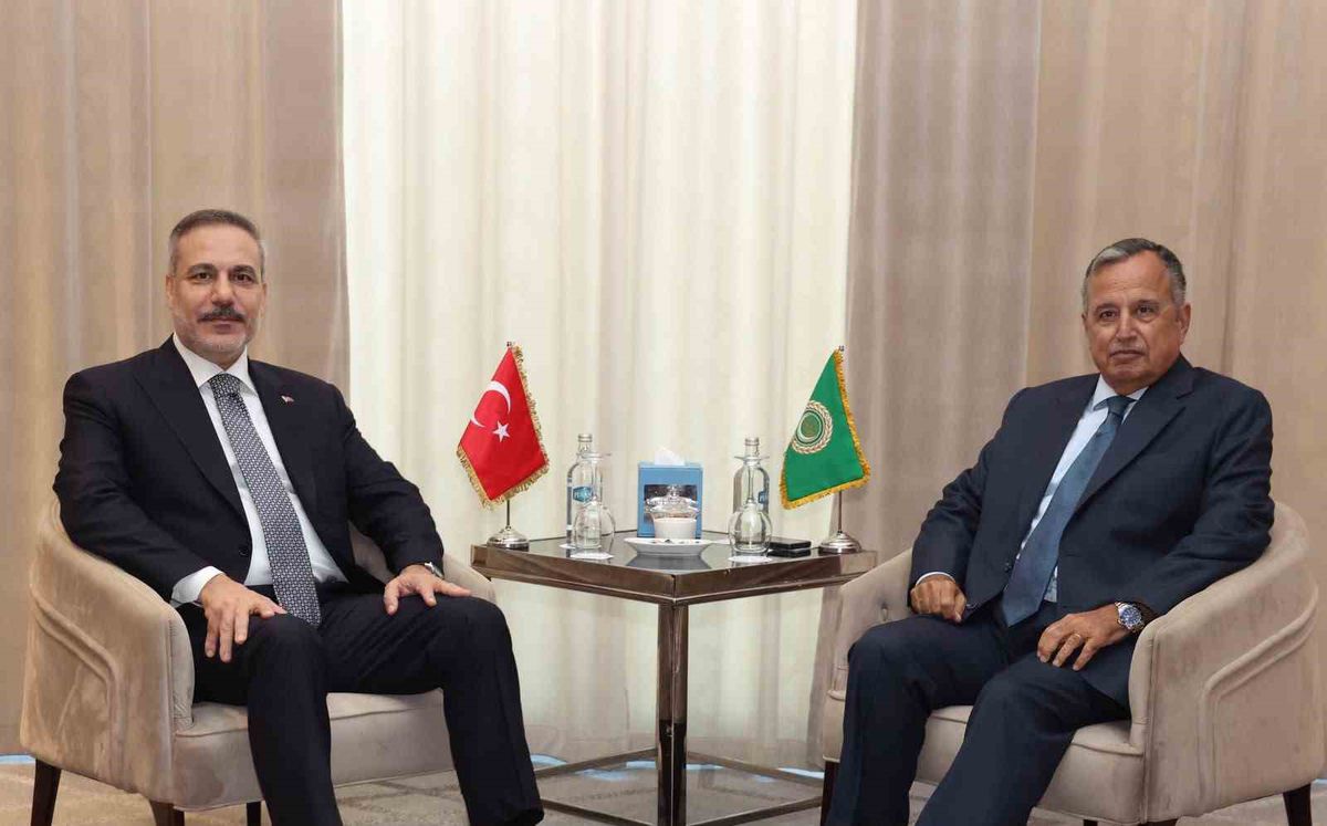 Fidan, Mısır’da Arap Birliği Genel Sekreteri ile Görüştü