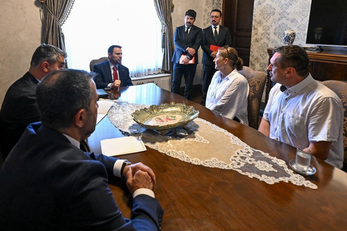 Adalet Bakanı Gürlek, yorgun mermi kurbanı Emir Yuşa’nın ailesiyle görüştü