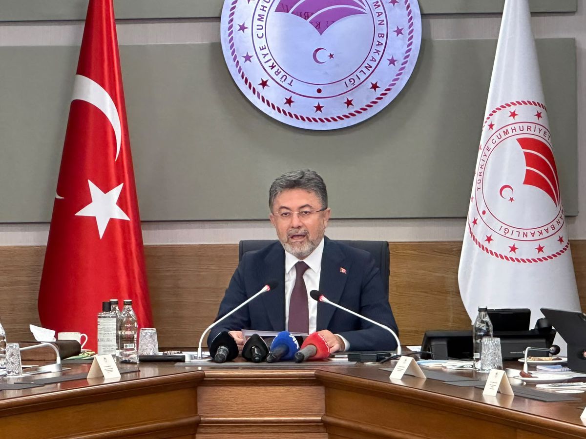 Bakan Yumaklı: Su Politikalarımızı Geleceği Planlamaya Dayandırmak Zorundayız