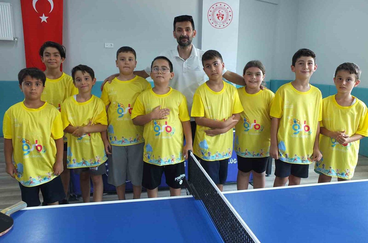 Burhaniye'de Yaz Spor Okullarına Yoğun İlgi: Lisanslı Sporcu Sayısı 5 Bine Yaklaştı