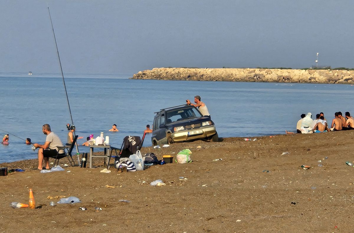 Kumköy Sahili'nde Caretta Caretta Tehdidi: Yasaklar ve Ceza Var Ama Uygulama Yok