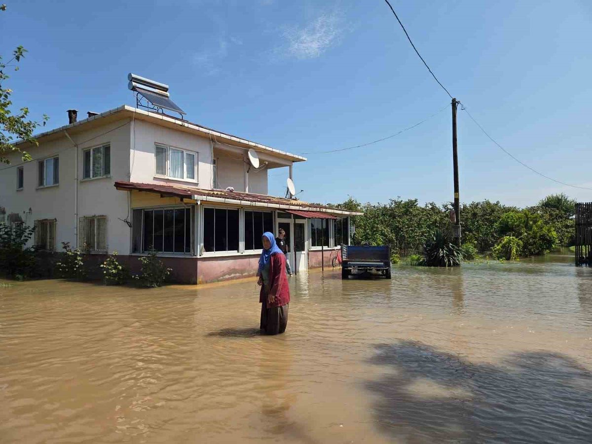 Samsun'da Sağanak Felaketi: Çarşamba Sular Altında