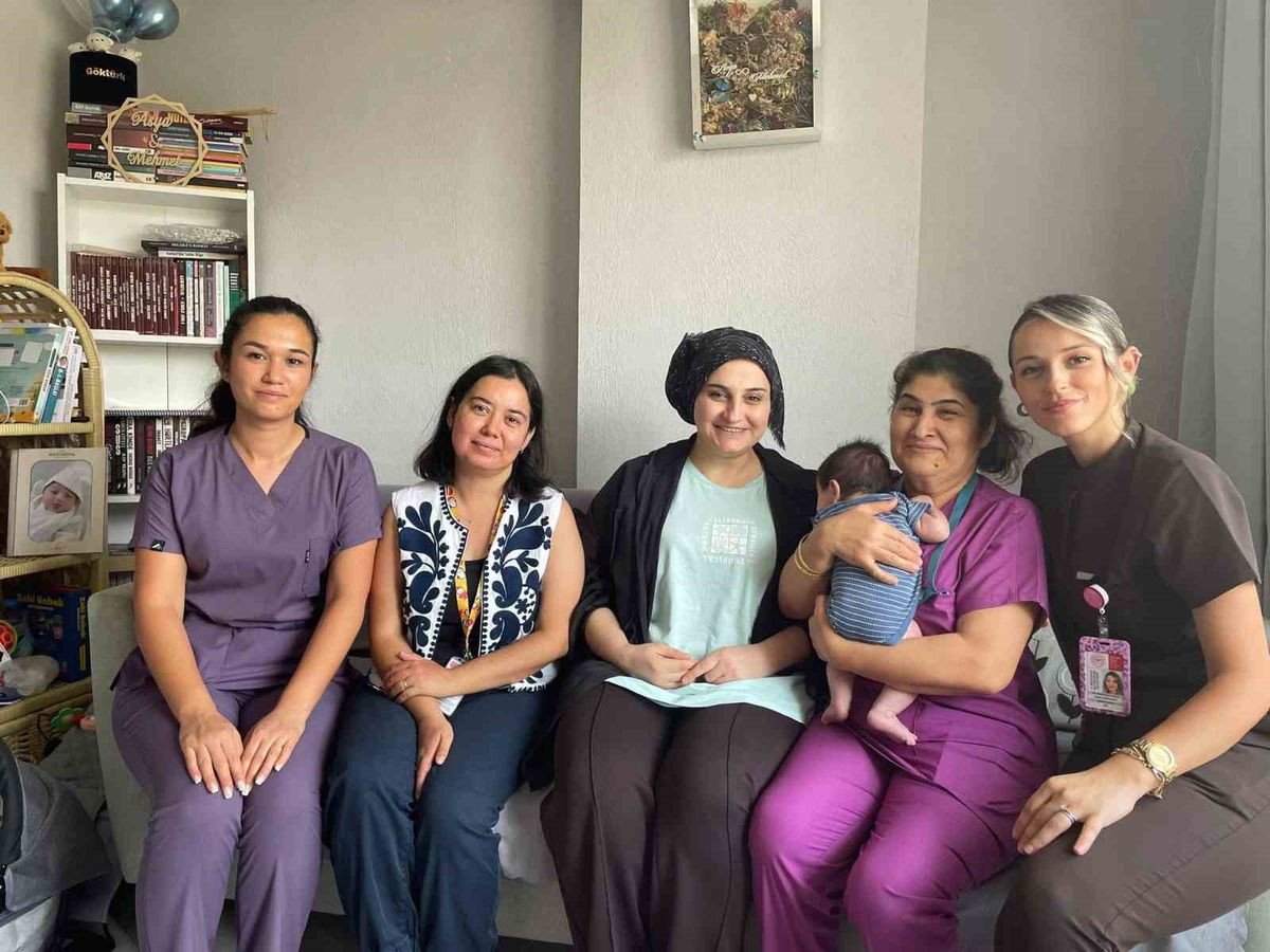 Çine Devlet Hastanesi’nden Lohusa Annelere Ev Ziyareti