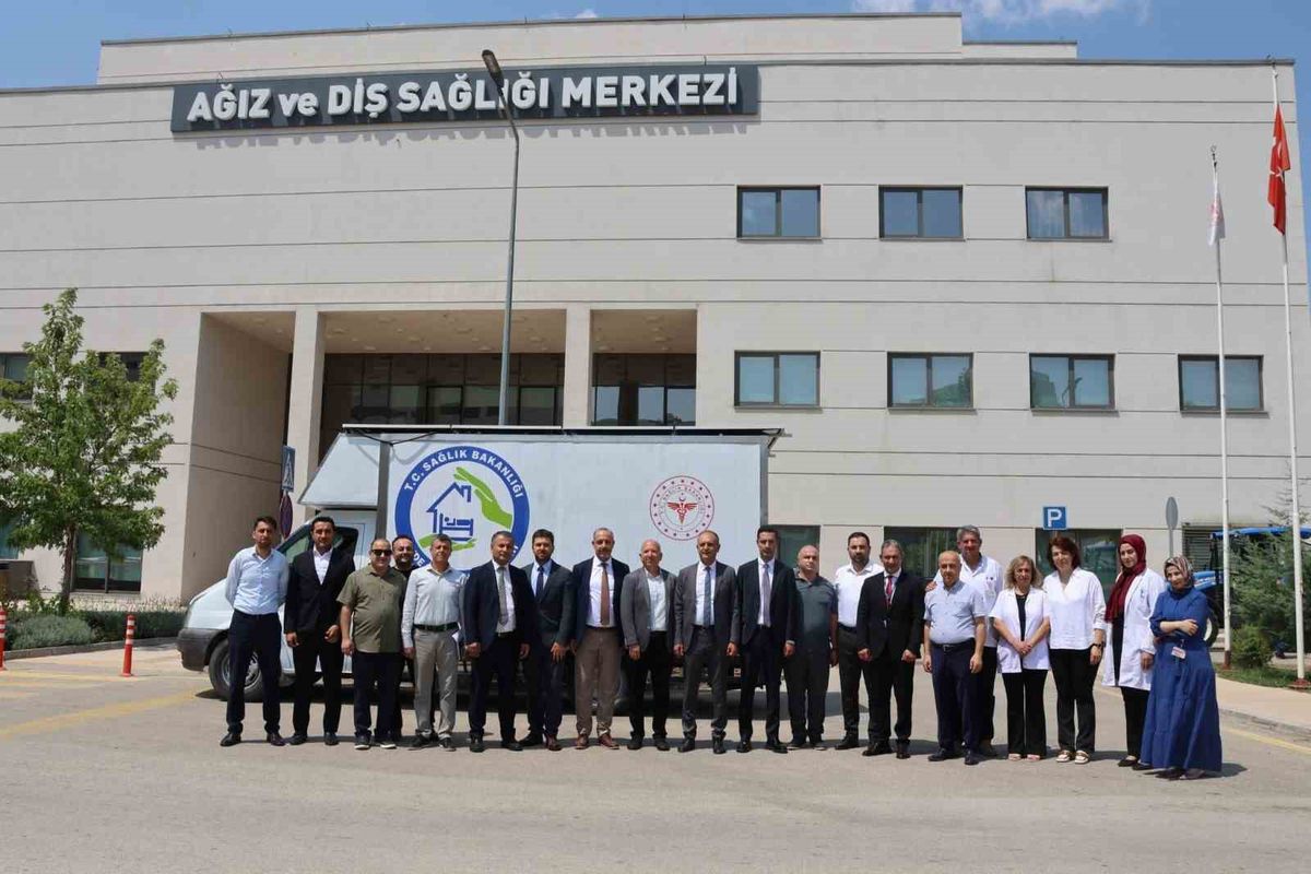 Elazığ’da Mobil Ağız ve Diş Sağlığı Aracı Hizmete Sunuldu