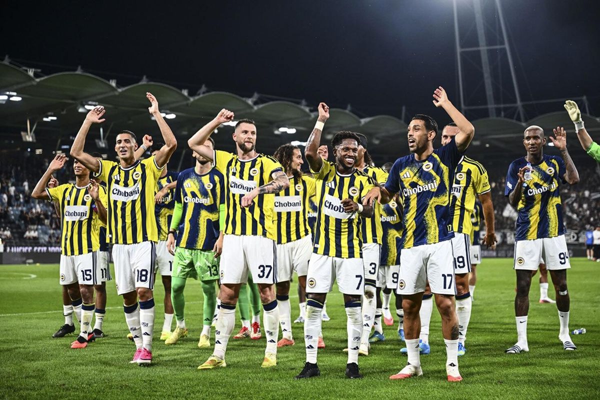 Fenerbahçe'de ayrılık! Taraftarın sevgilisi para kazandırarak gitti