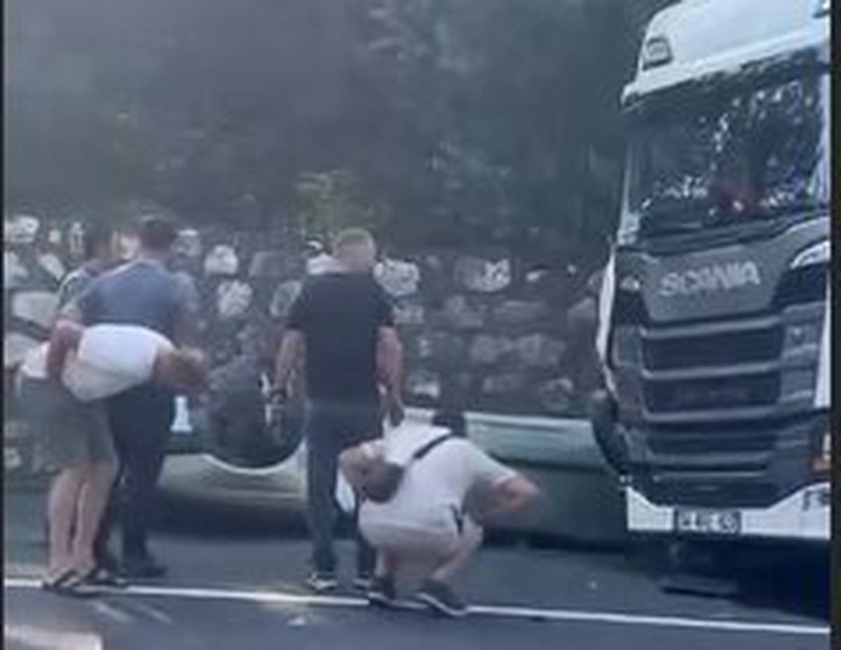 Düzce'de TIR ile Otomobil Çarpıştı: 1 Kişi Hayatını Kaybetti