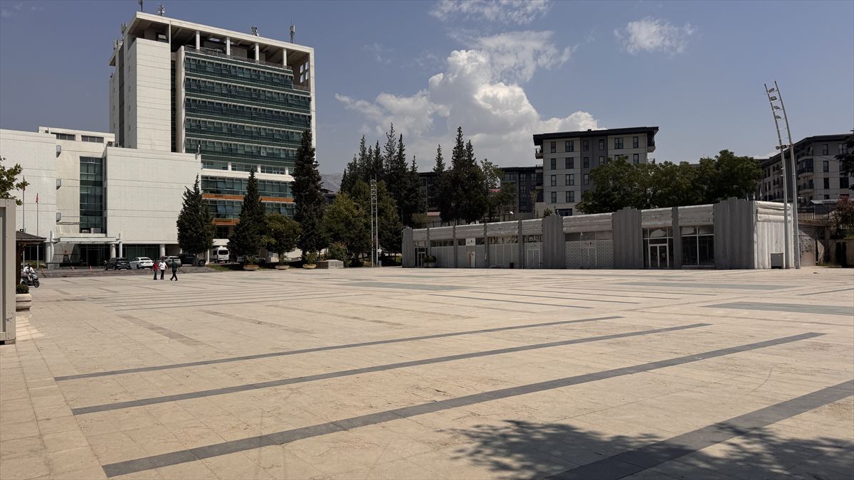 Güneydoğu'da Sıcak Hava Hayatı Olumsuz Etkiliyor
