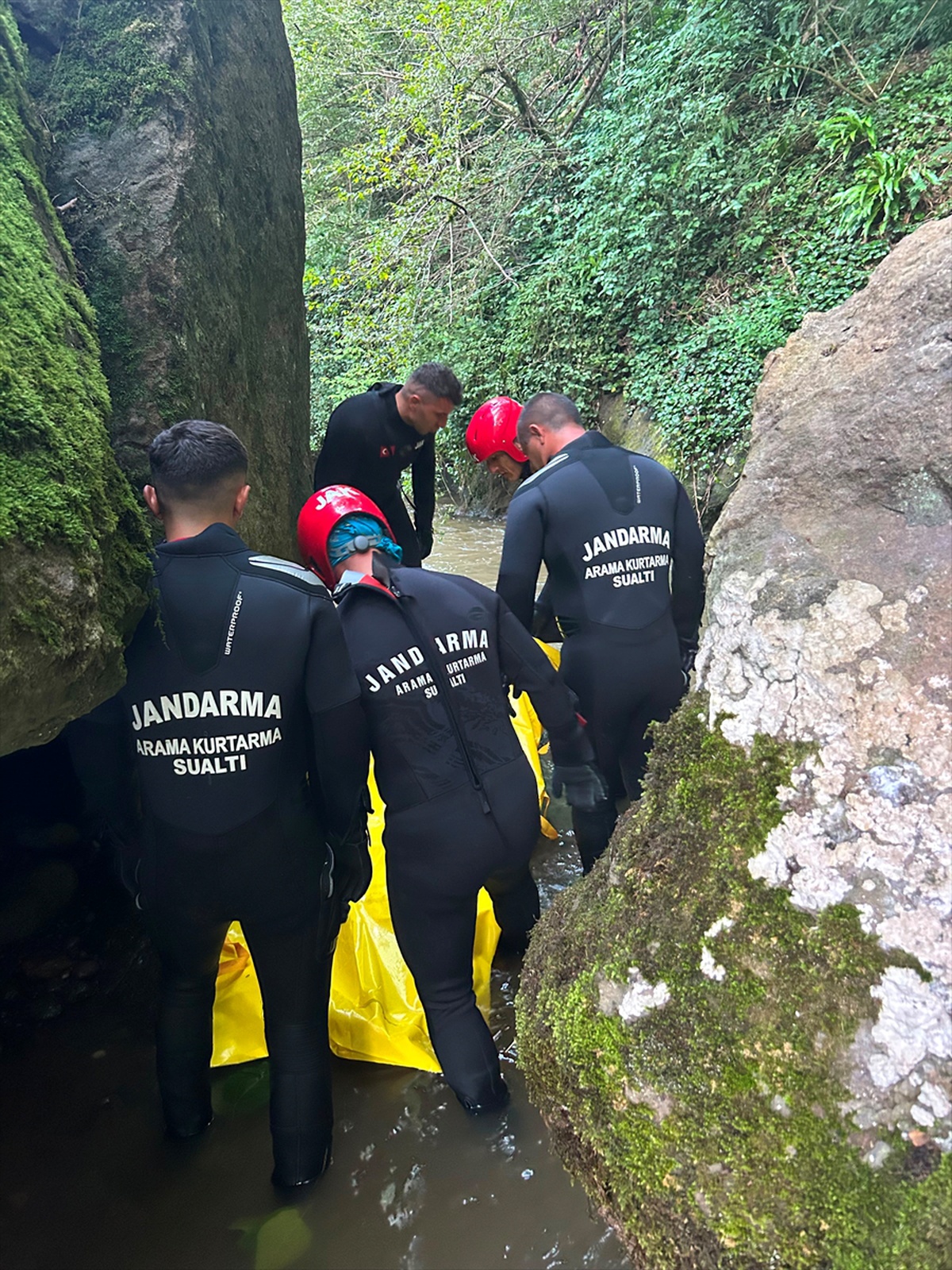 Giresun'da sel faciası: 1 ölü, 2 kayıp