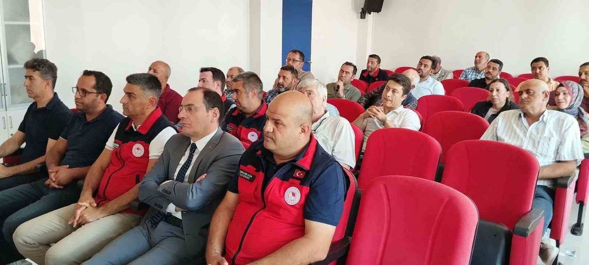 Çay'da Su Verimliliği Toplantısı Düzenlendi