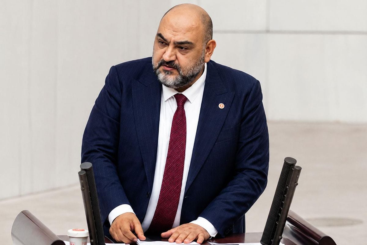 İYİ Parti'den istifa eden Gaziantep Milletvekili Mehmet Mustafa Gürban, AK Parti'ye katılacağını açıkladı