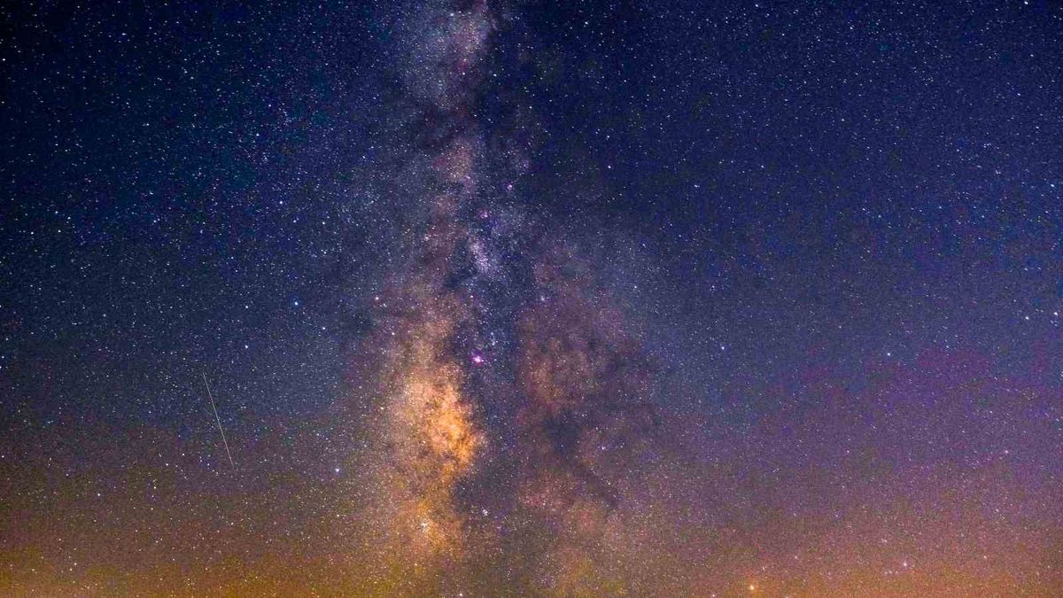 Karaman semalarında Perseid meteor yağmuru görsel şölen sundu