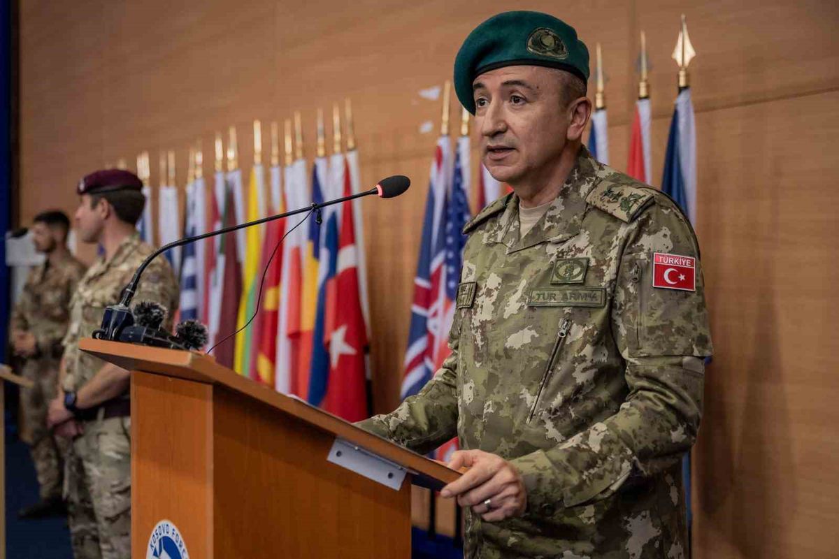 KFOR, Mitroviça Köprüsü’ndeki varlığını azaltıyor