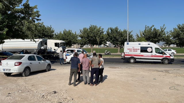 kirmizi isikta kanli pusu 1 ol 20143504 2487 2 m