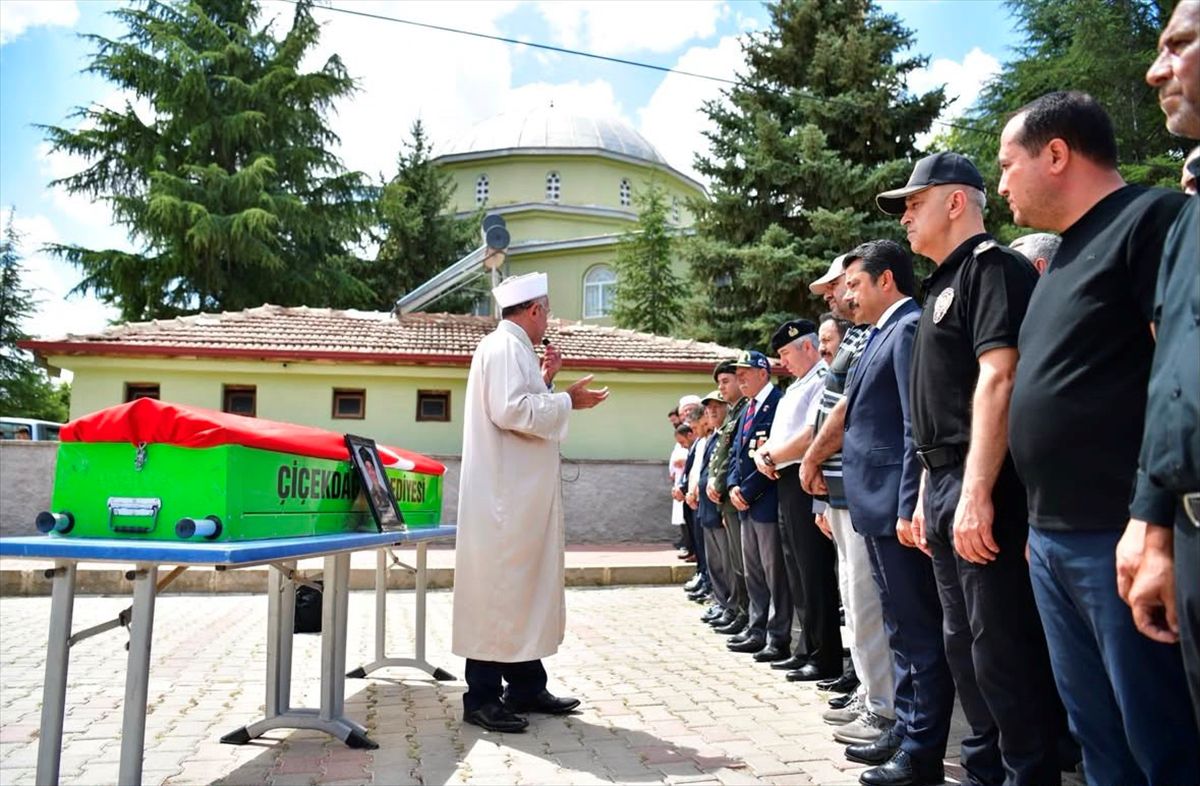 Kıbrıs Gazisi Hidayet Düzen Son Yolculuğuna Uğurlandı