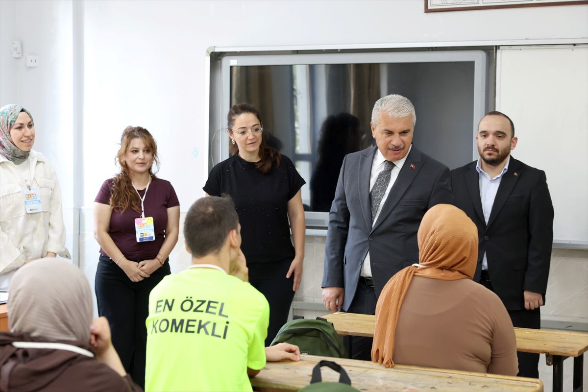 Konya Valisi'nden Gençlik Vakfı ve KOMEK Ziyareti