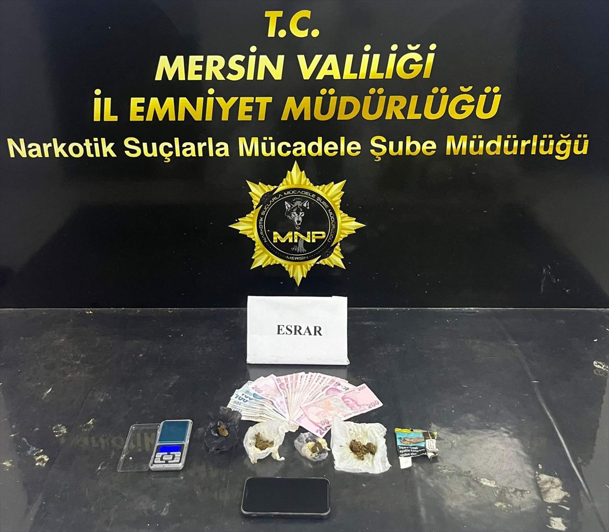 Mersin'de Uyuşturucu Operasyonunda 5 Tutuklama