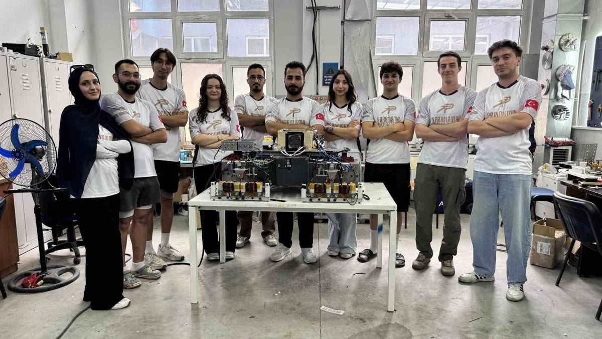 Karabük Üniversitesi Hyperloop Takımı TEKNOFEST’te Birincilik İçin Yarışacak