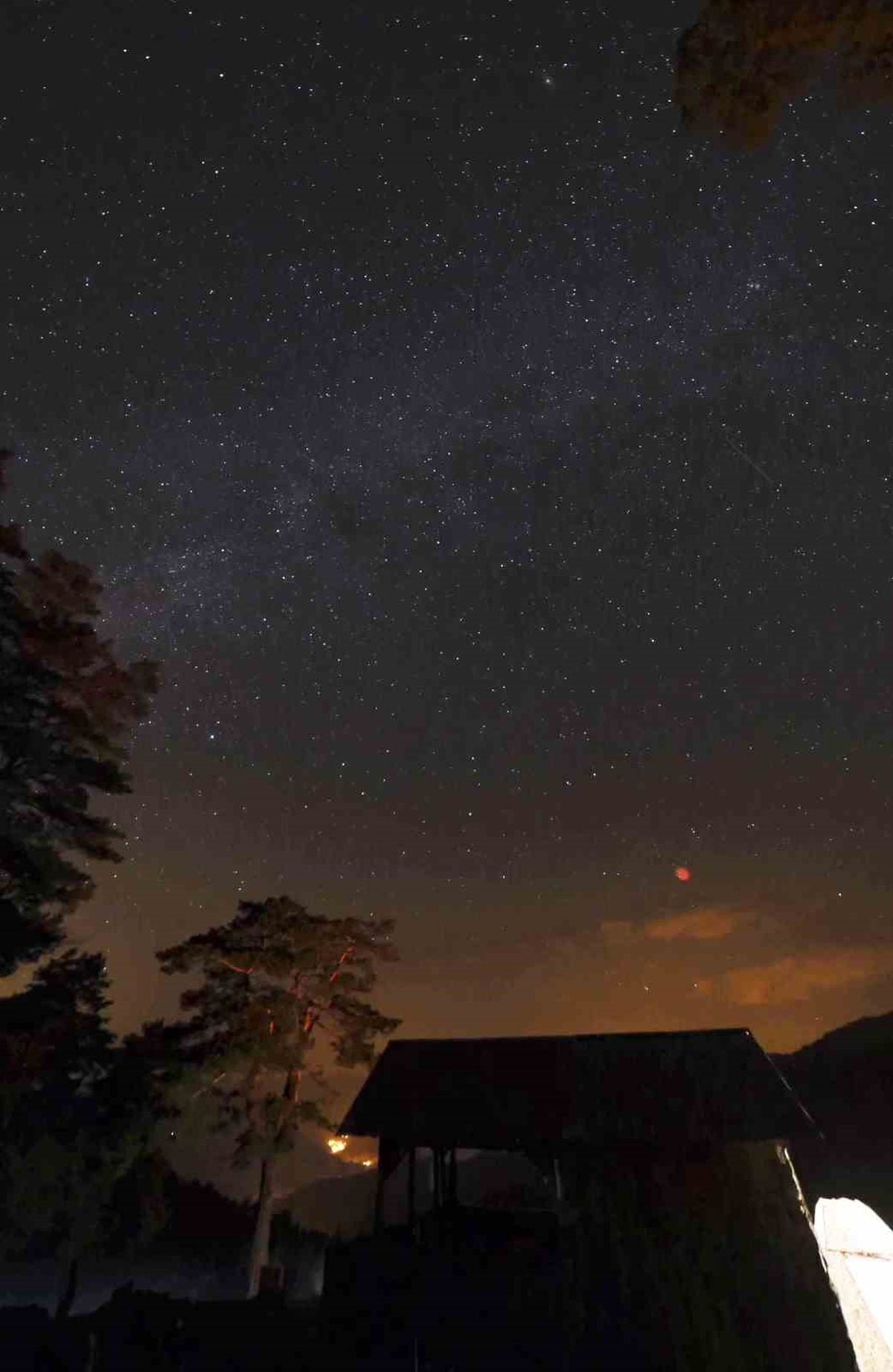 Puşulu Yaylası’nda Perseid Meteor Yağmuru Görüntülendi