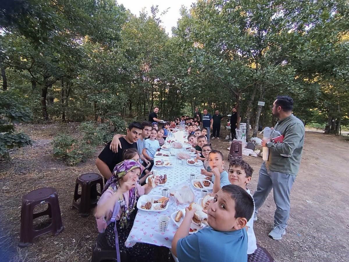 Gönen’de Yaz Kur’an Kursu Piknikle Sona Erdi