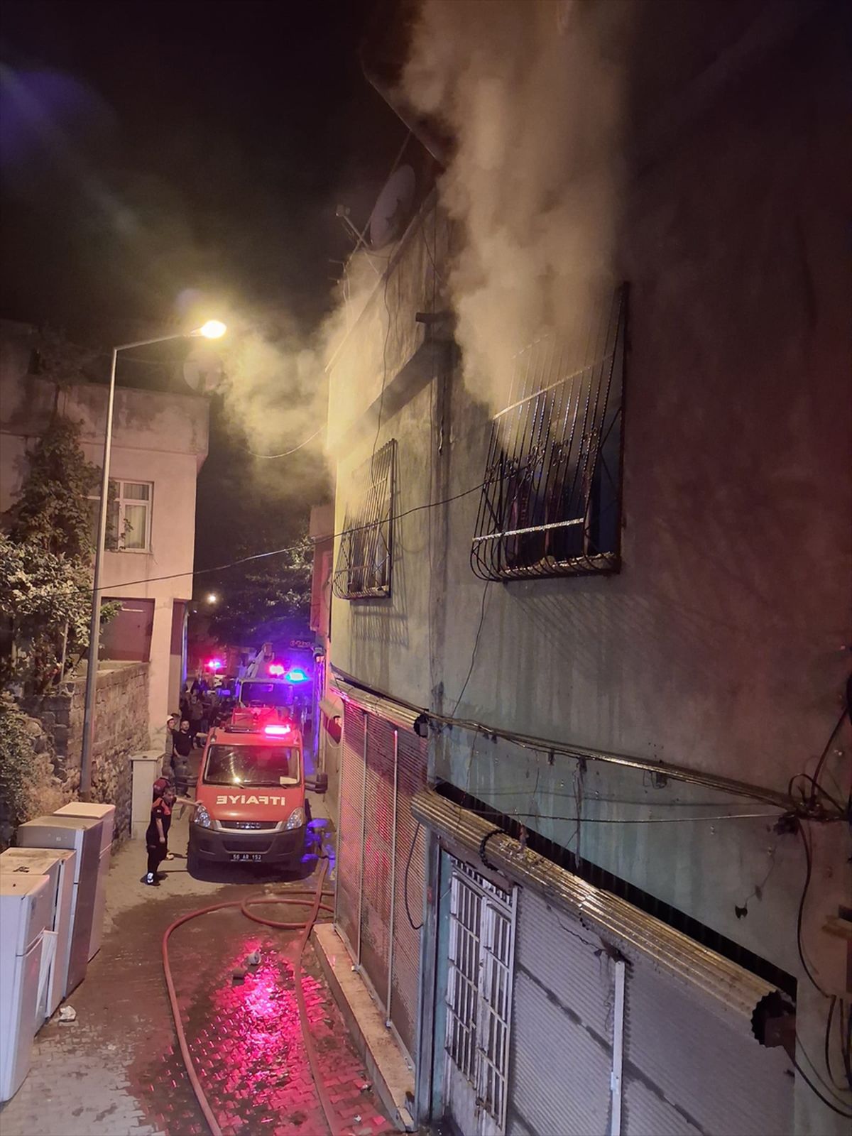 Siirt’te evde çıkan yangın ekipler tarafından söndürüldü