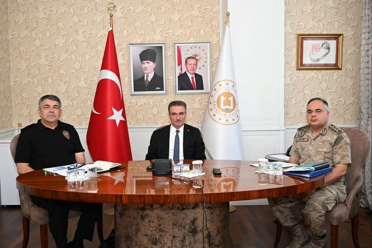Erzurum Valisi Baruş, Güvenlik Toplantısı'na Katıldı