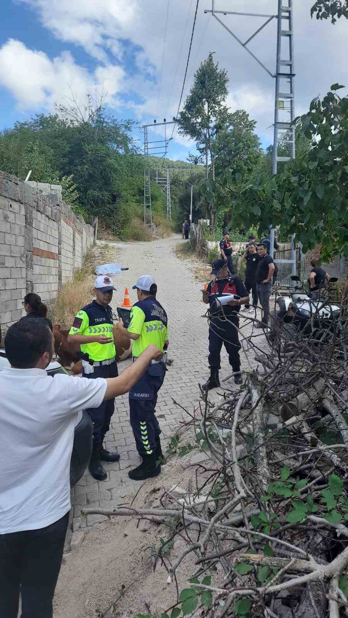 Freni patlayan traktör can aldı